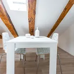 Luxury Deluxe Apartment